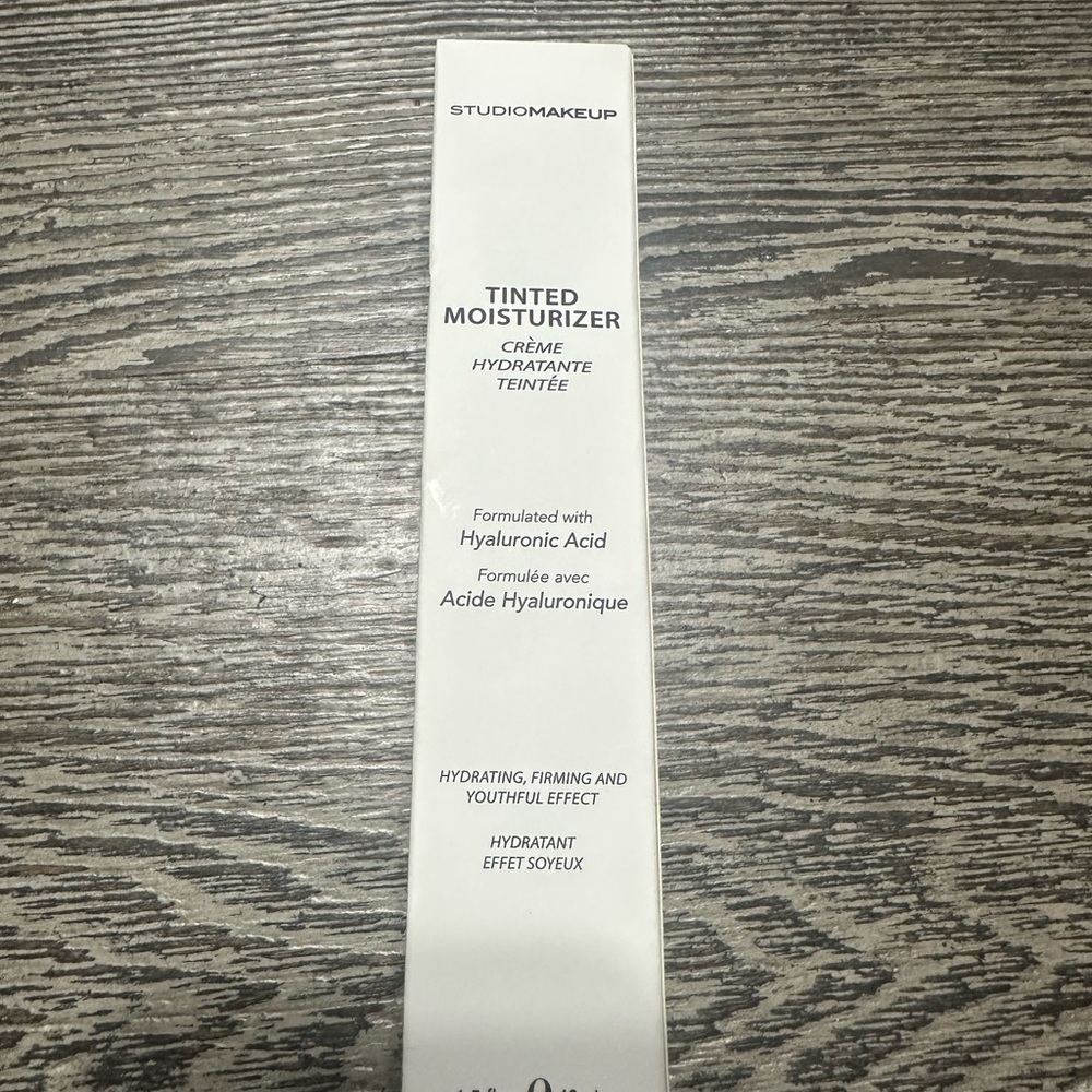 StudioMakeup Tinted Moisturizer